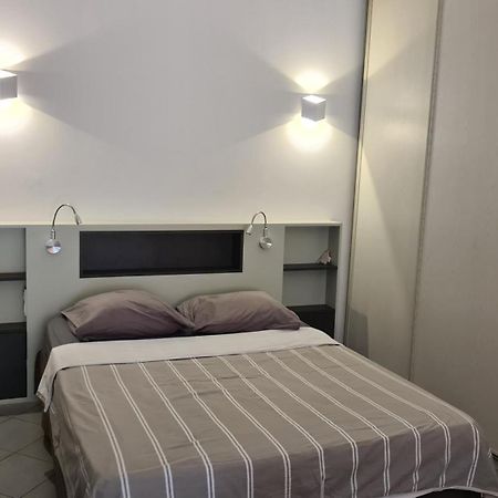 Grand Studio-Loft-Grand Parking-Climatise-Proche Centre Ajaccio  Kültér fotó