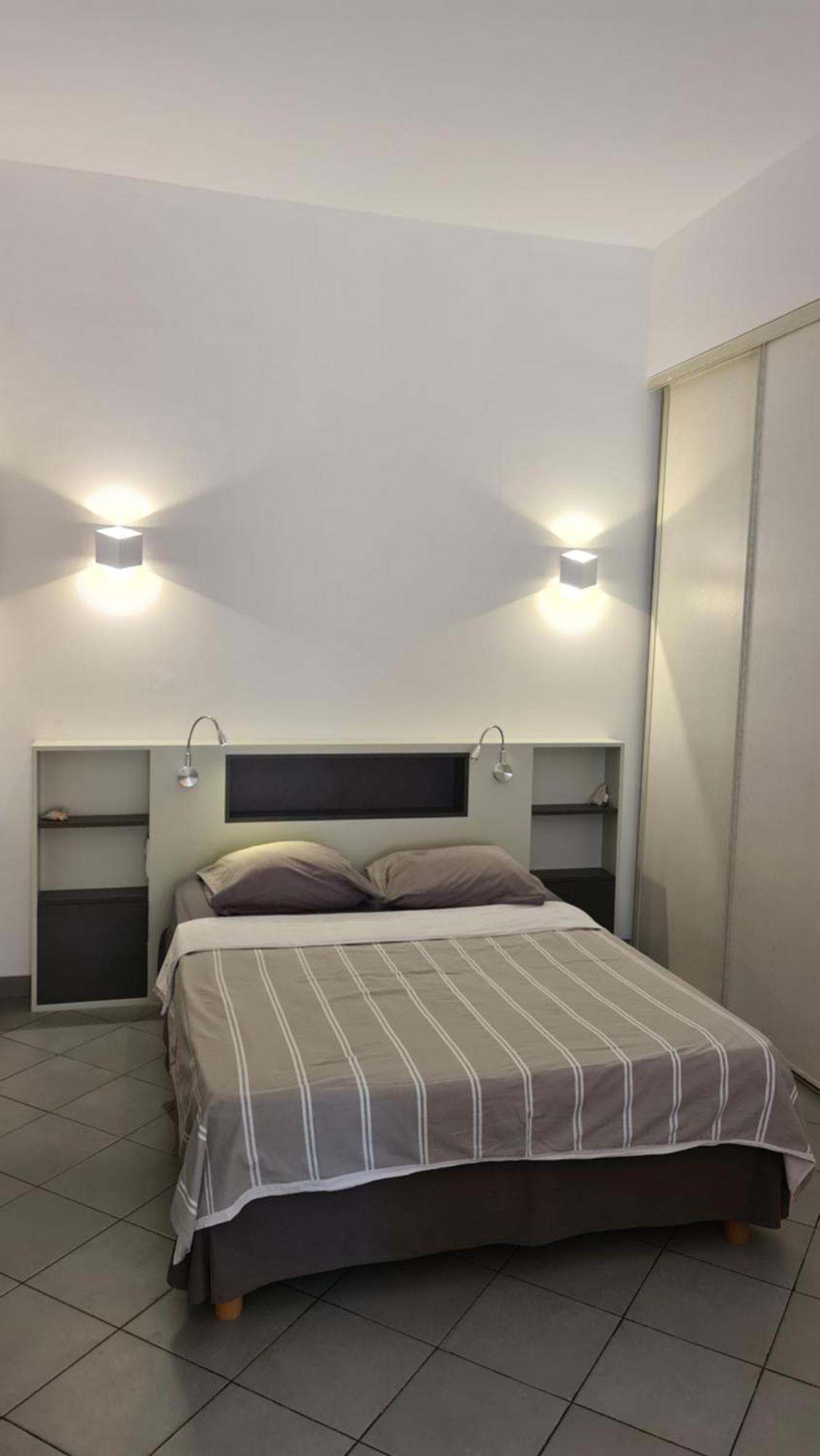 Grand Studio-Loft-Grand Parking-Climatise-Proche Centre Ajaccio  Kültér fotó