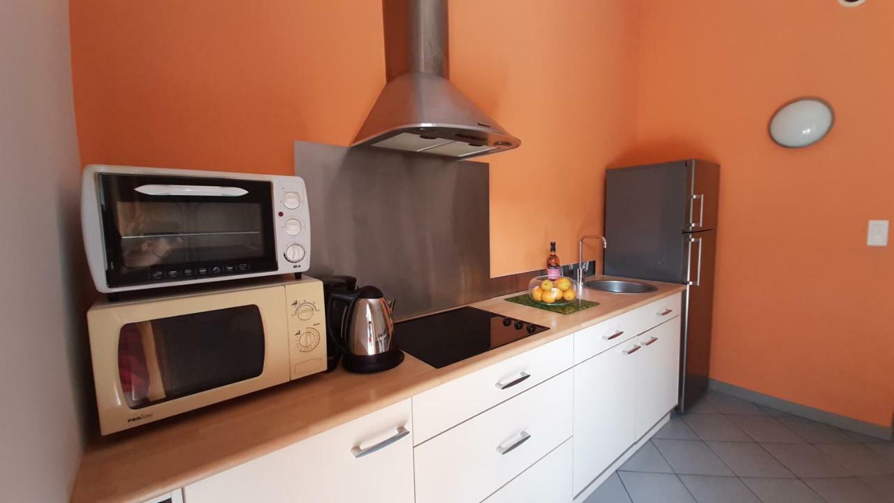 Grand Studio-Loft-Grand Parking-Climatise-Proche Centre Ajaccio  Kültér fotó